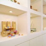 Illumina cabinets by Gloweth