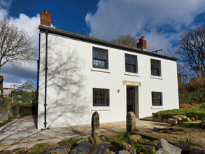 Gloweth - Degibna Farm efront view - National Trust